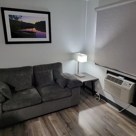 Americas Best Value Inn And Suites Бісмарк Екстер'єр фото