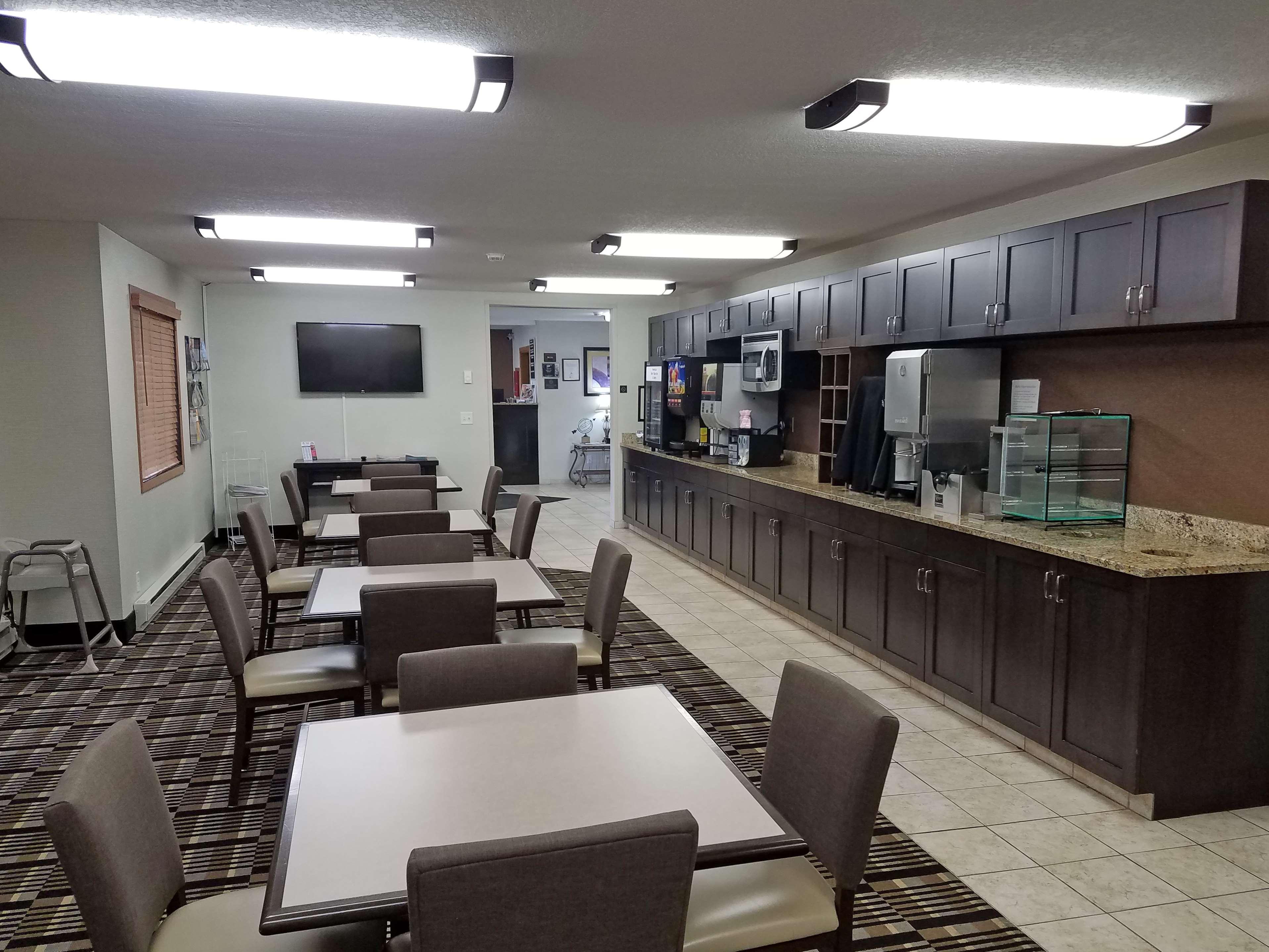 Americas Best Value Inn And Suites Бісмарк Екстер'єр фото