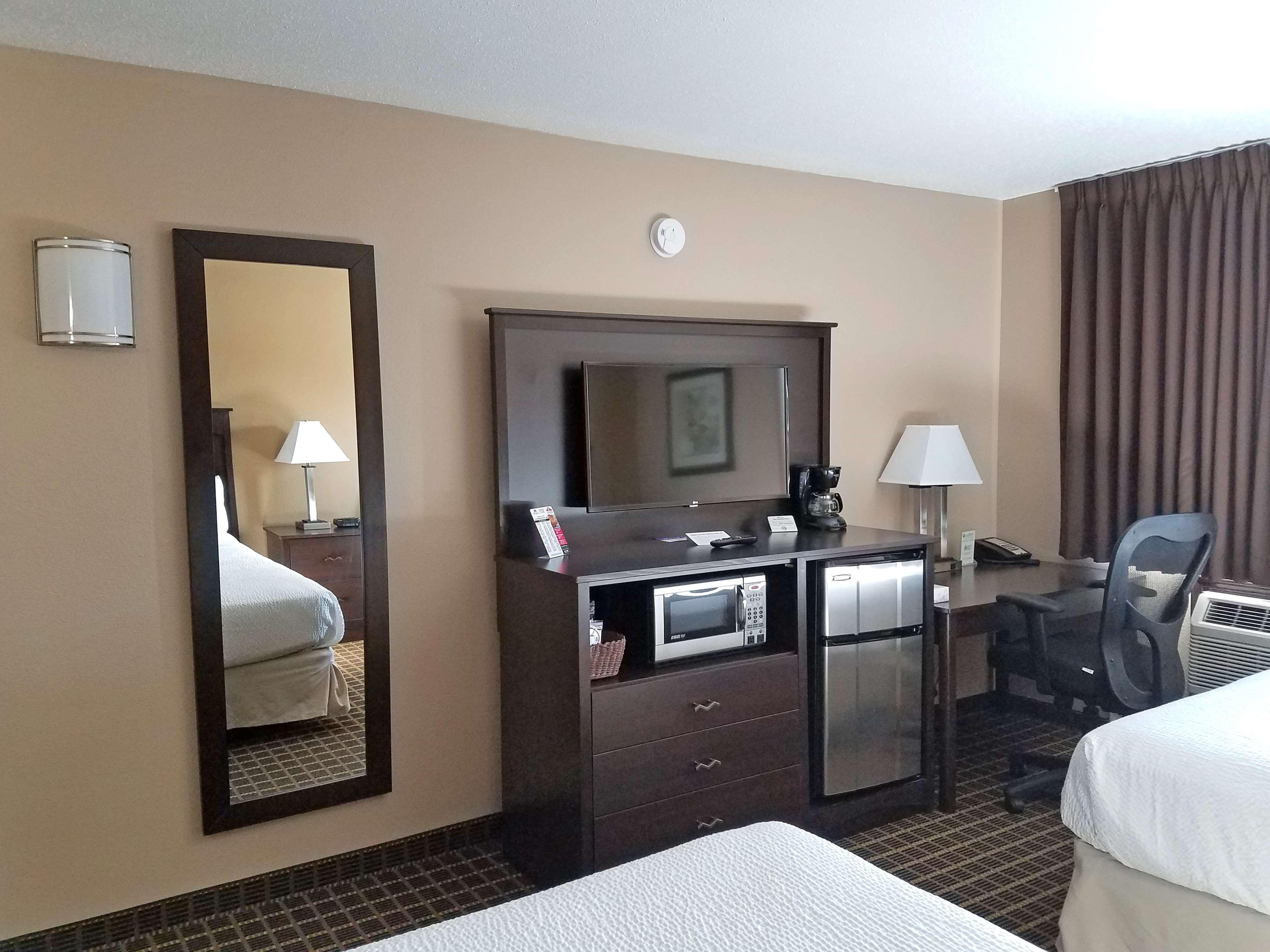 Americas Best Value Inn And Suites Бісмарк Екстер'єр фото