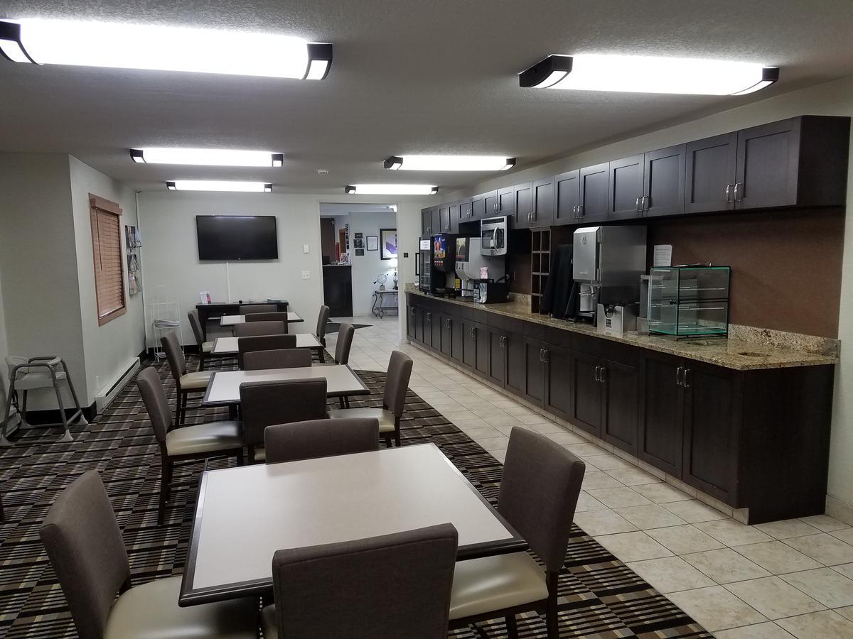 Americas Best Value Inn And Suites Бісмарк Екстер'єр фото